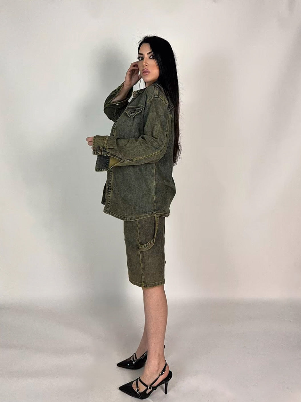 Coordinato in jeans giacca e bermuda “Brenda”