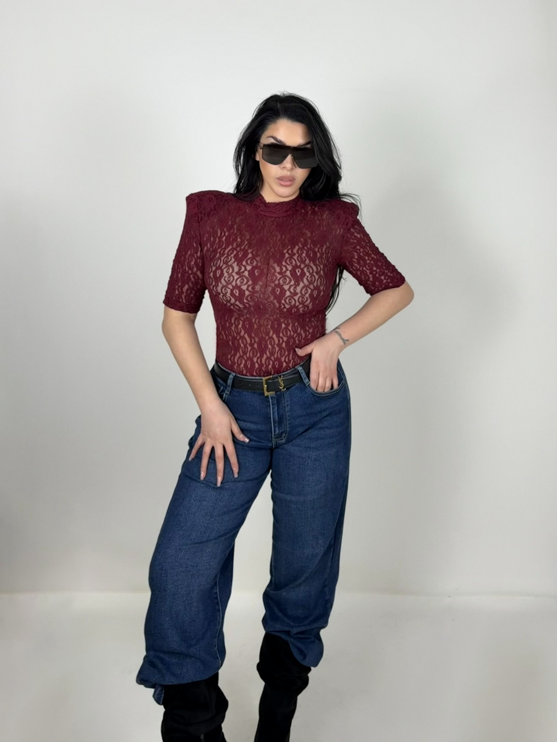 Body in pizzo con spalline “Empress”