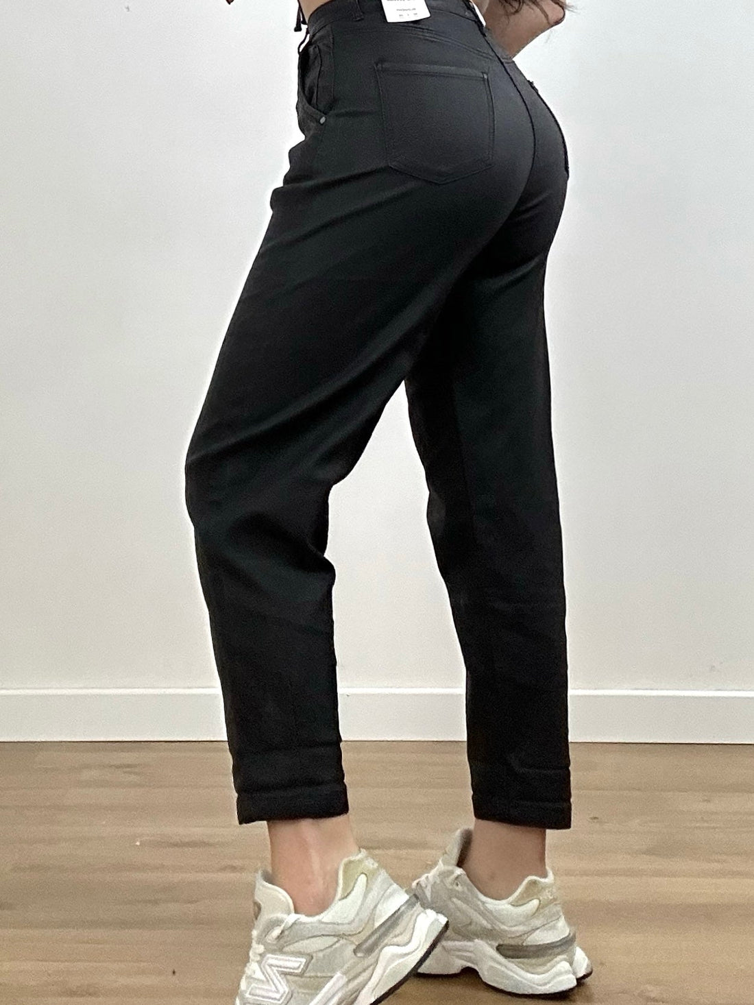 Pantaloni slouchy in eco pelle "Marta"